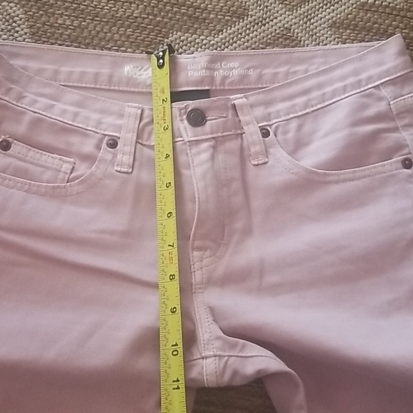 Distressed Boyfriend Jeans - Picture 6 of 6